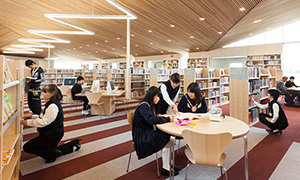 図書館で働いてみませんか?