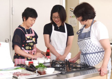 「ウー・ウェンさんとつくろう！　とっておきの家庭料理～海老名の野菜で医食同源～」終了しました！