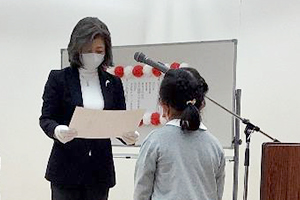 賞状授与の様子