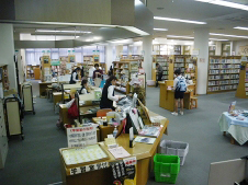 奈良県・大和高田市立図書館